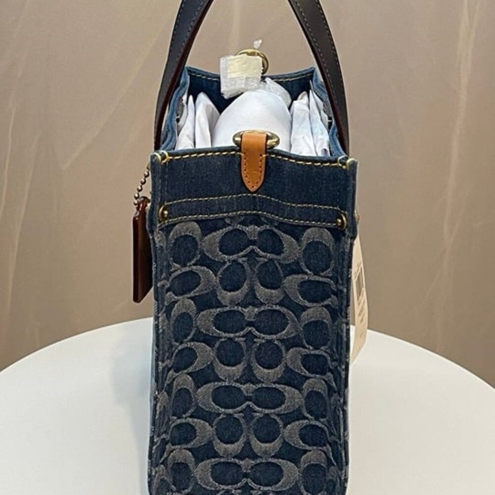new Coach Denim Field Tote 22 - Picture 4 of 5